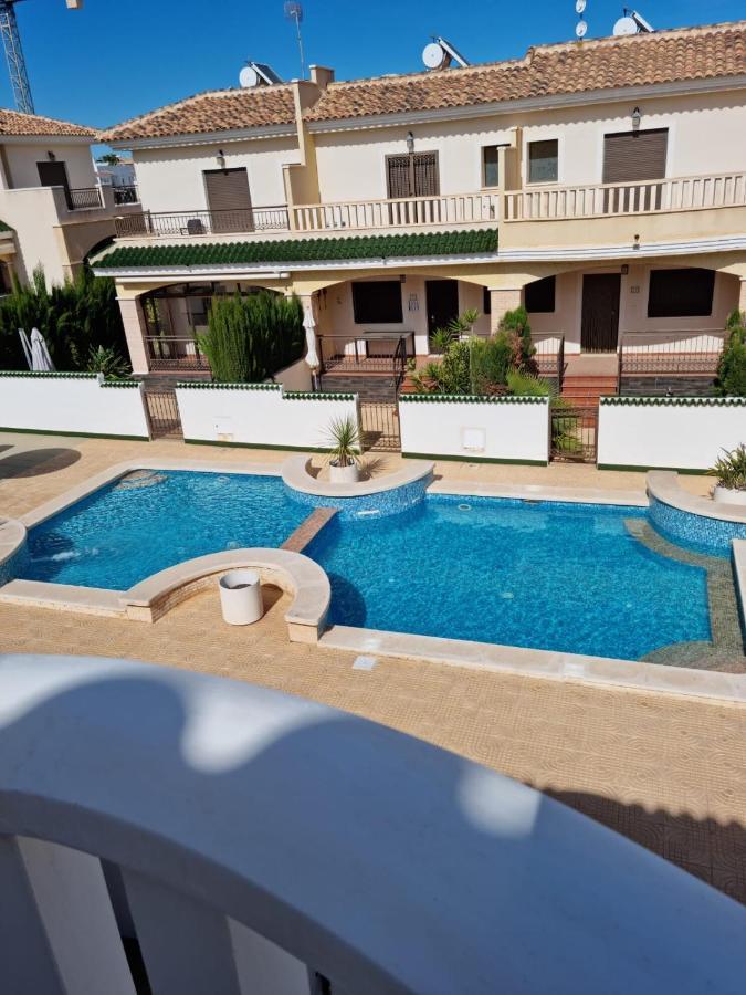 Вілла Agradable Adosado Con Piscina Сьюдад Кесада Екстер'єр фото